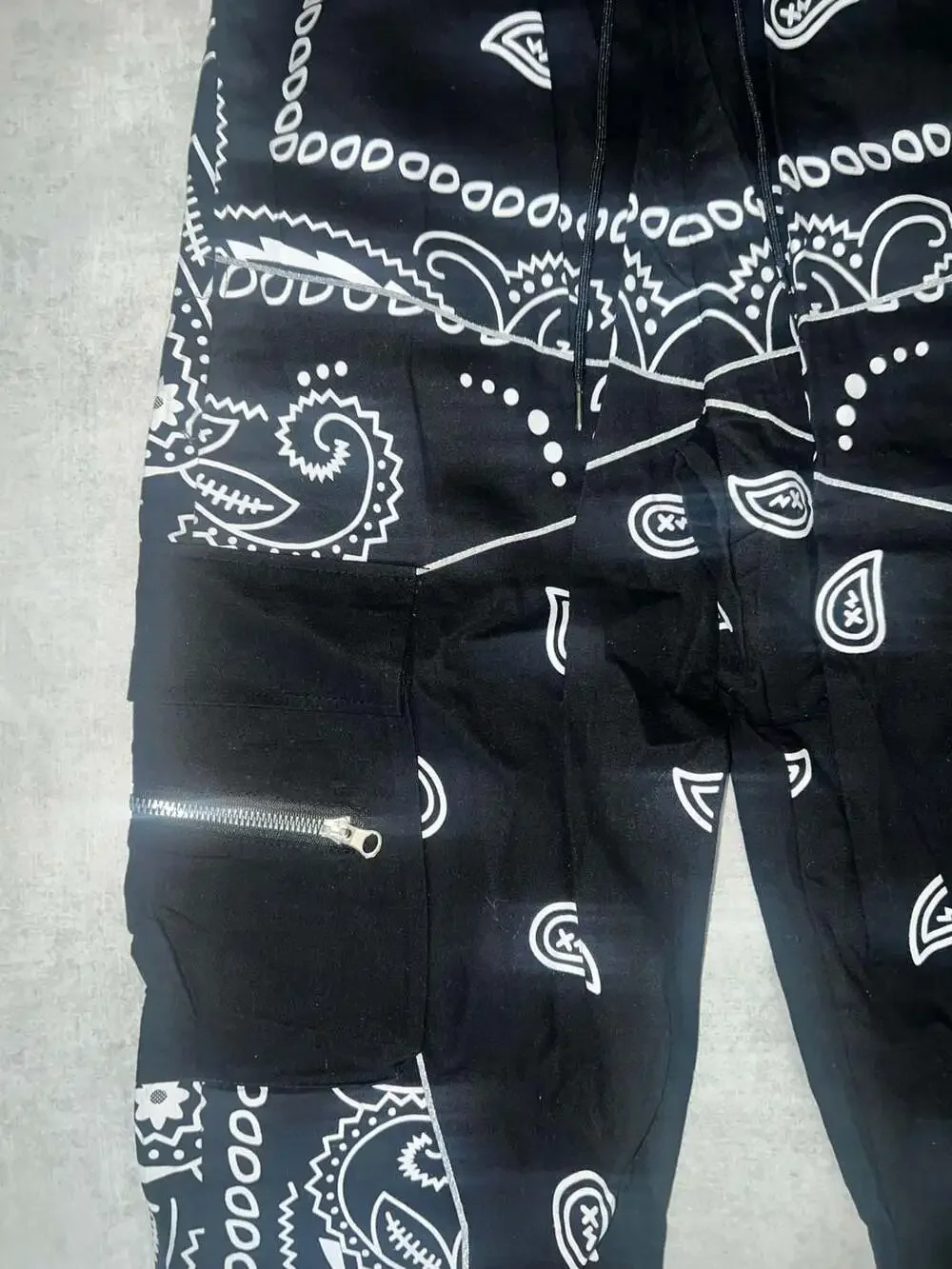 Black Paisley Bandana Print Cargo Jogger Pants